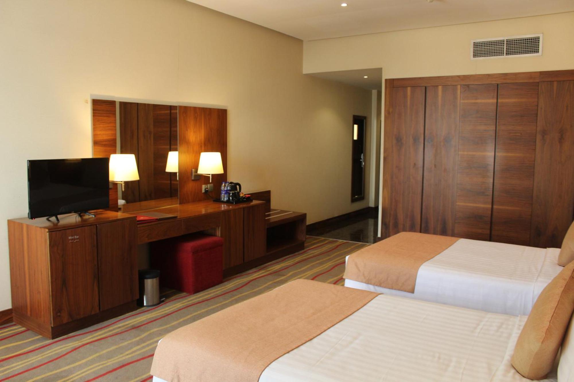 Al Khaleej Palace Deira Hotel ドバイ エクステリア 写真