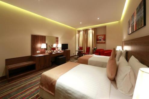 Al Khaleej Palace Deira Hotel ドバイ エクステリア 写真